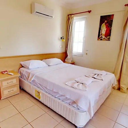 Uemit Villa *